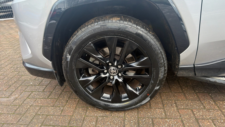 Toyota RAV4 2.5 VVT-i Hybrid Dynamic 5dr CVT 2WD Hybrid Estate